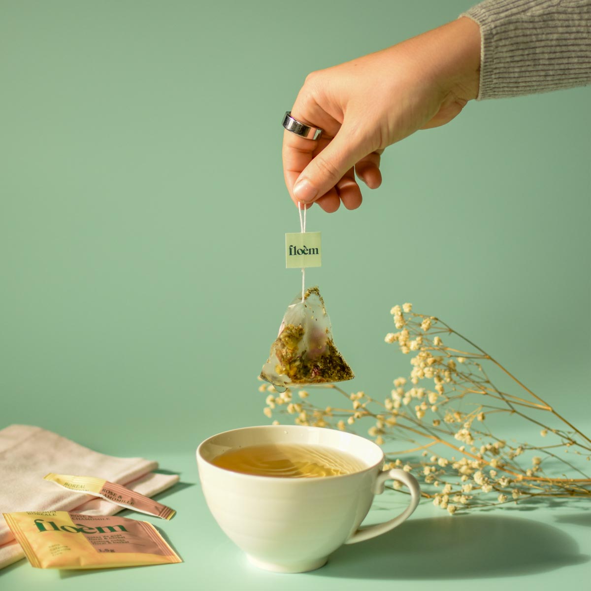 Herbal tea in individual sachets - Rose &amp; Chamomile